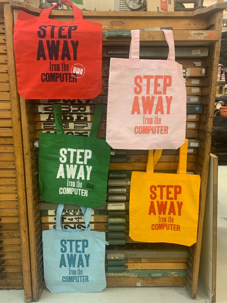 Totebag | Step away from the computer